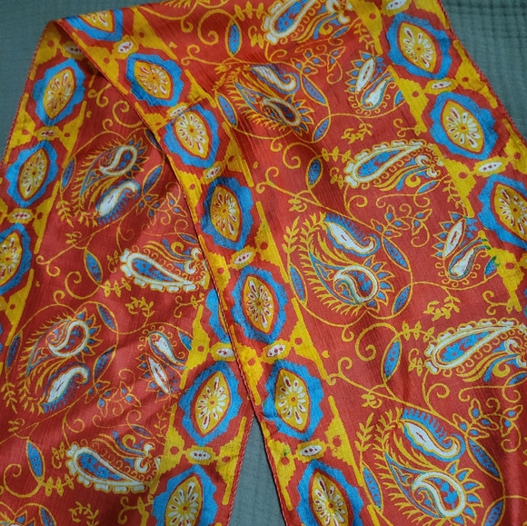 Vintage Silk Scarf - Picture 2 of 3
